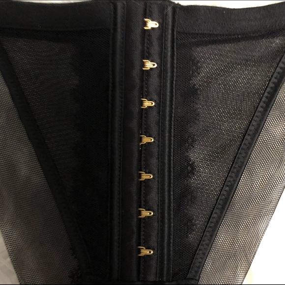 Victoria’s Secret 34D & Small Brazilian Lace Mesh Panty & Unlined Demi Bra Set - Picture 12 of 14